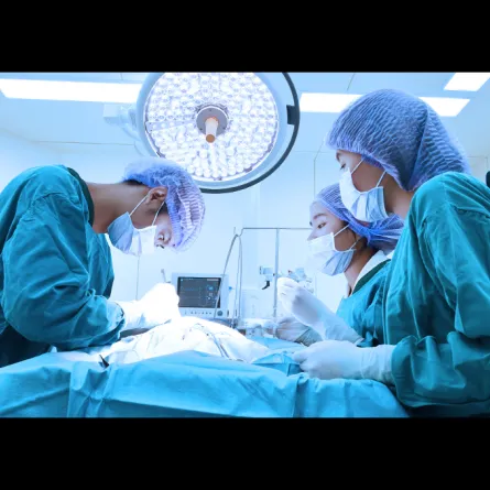 امرأة في الـ 64 من عمرها تلد توأمين!