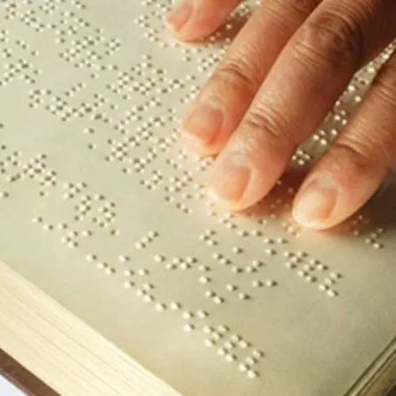 تطوير ساعة ذكية للمكفوفين