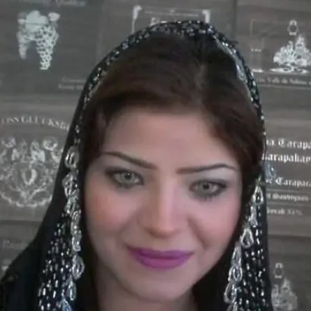 بالصور: فنانة جديدة تسقط في قبضة بوليس الآداب