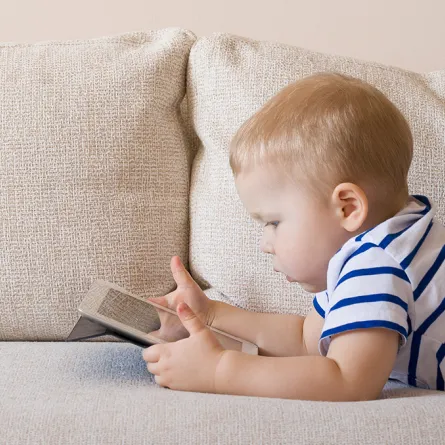 تطبيقات تجعل طفلك متعدِّد اللغات!