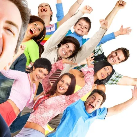 العرب ألطف الشعوب مع الغرباء