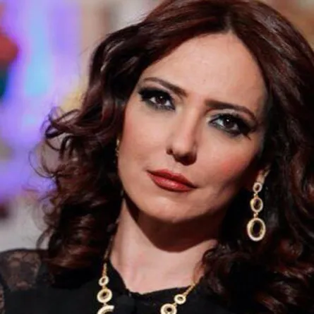 ماذا طلبت لطيفة التونسية من أمل عرفة؟