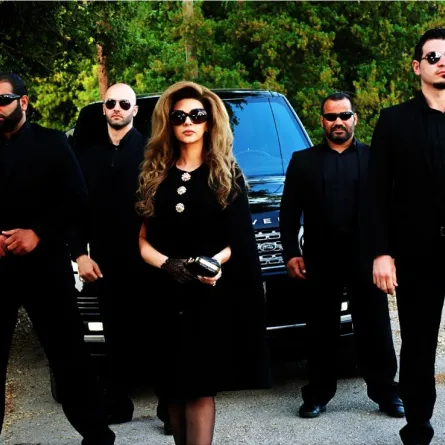 بالصور: أزياء النجمات في أحدث الأفلام السينمائية