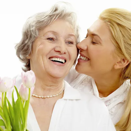 أفكار لهدايا اقتصادية تقدمينها لوالدتك في يوم الأم