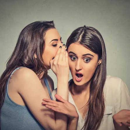 5 أسرار زوجيَّة لا تبوحي بها لصديقاتك