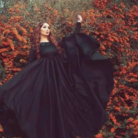 دينا هارون تعلن الحداد والسبب؟