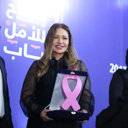 ليلى علوي سفيرة لمكافحة "سرطان الثدي"