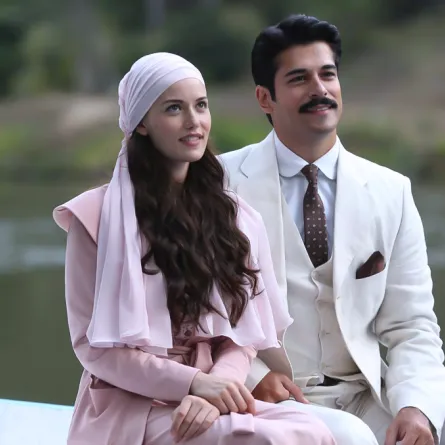 هل فهرية أفجين حامل؟