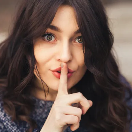 ماذا يعني صمت المرأة؟