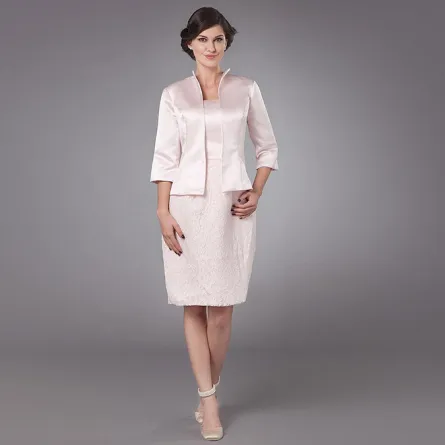 فساتين سهرة راقية لوالدة العروس