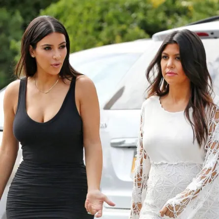 كيم كرداشيان: صليت كي تعيش كورتني حياة طبيعية بعد رؤية جثتي على الفراش