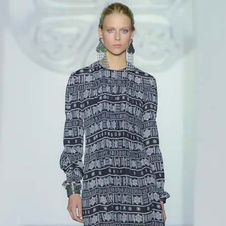 جلابيات شرقية بتصاميم عالمية فاخرة!