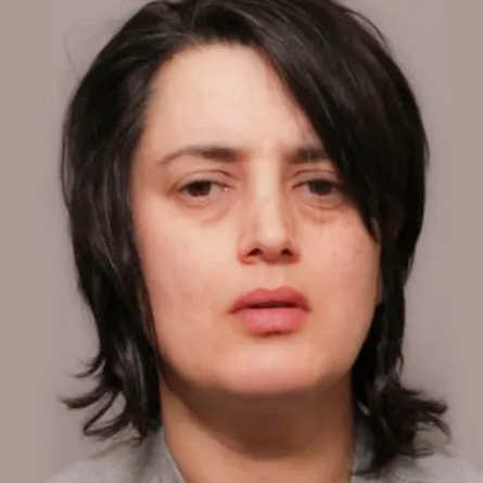 بسبب الغيرة.. انتقمت من زوجها بطريقة وحشية وشرسة