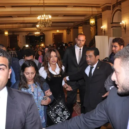 بالفيديو: ليلى علوي تشارك ذوي الاحتياجات الخاصة الغناء... وعمرو يوسف يمنحهم البطولة