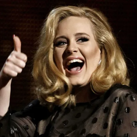 هل تتوقف أديل عن إحياء الحفلات الغنائية بسبب هذا الأمر؟