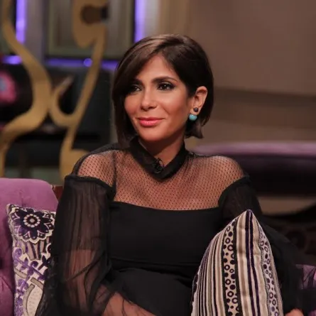 بالصور: منى زكي تصطحب رضيعها يونس في أول مهمة خيرية لصالح اليونيسيف