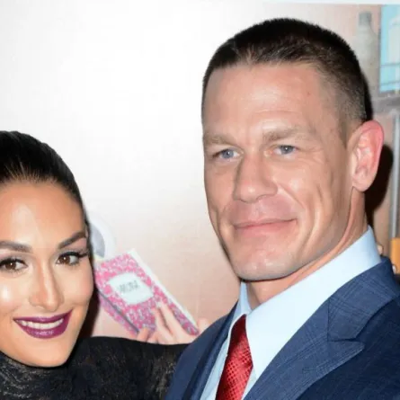 بالفيديو.. John Cena يطلب يد حبيبته على حلبة المصارعة