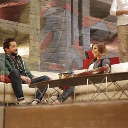 بالفيديو: تحذير شديد اللهجة من المطربة الشعبية بوسي للرجال