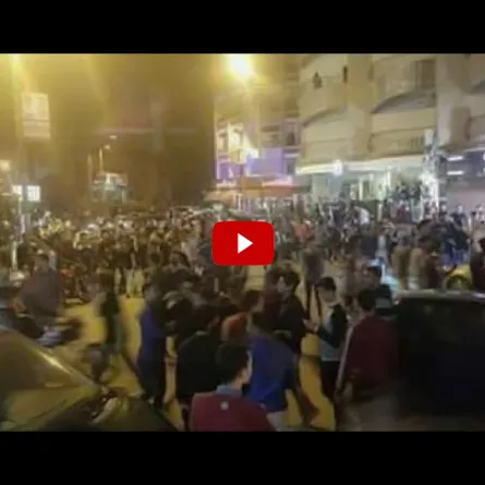 بالفيديو.. تحرش جماعي بفتاة في الزقازيق.. وغضب عارم!