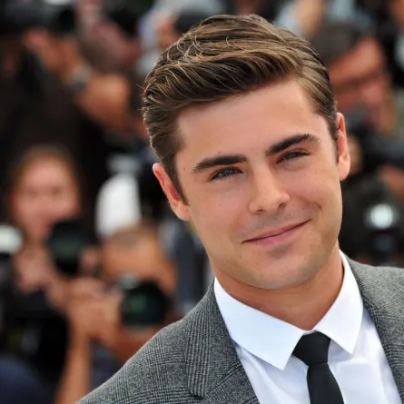 بالصور: زاك إيفرون في دبي