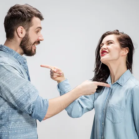 زوجي يظن أنه أفهم إنسان في العالم!