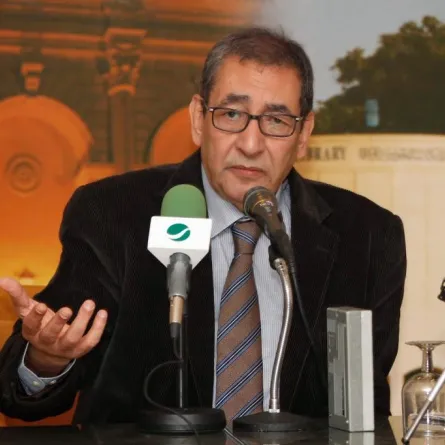 نجوم الفن يودعون "شيخ النقاد العرب" سمير فريد