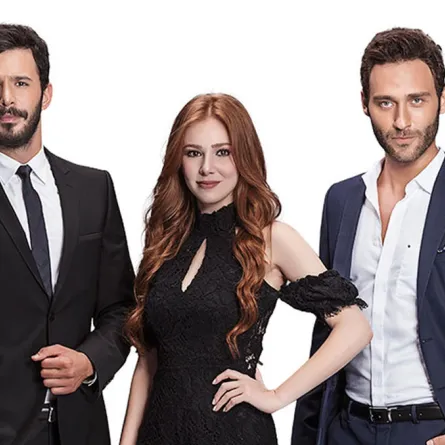 هكذا نفى بطل "حب للإيجار" باريش أردوتش خبر انفصاله عن حبيبته