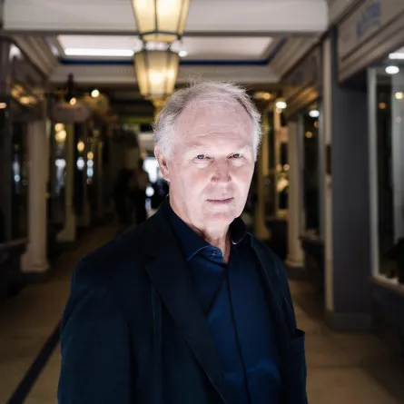 رحيل الممثل البريطاني تيم بيغوت سميث عن 70 عاماً