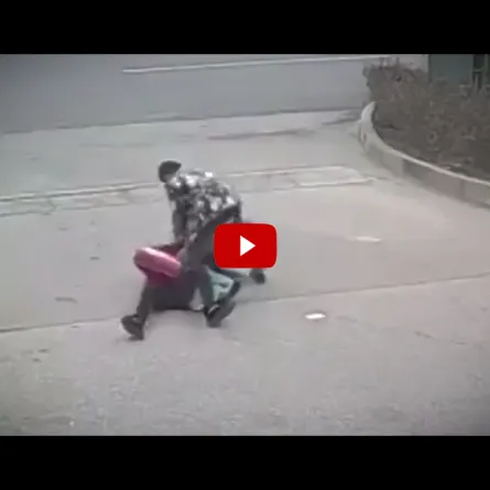 بالفيديو.. لم تسمع كلام زوجها فكيف عاقبها؟