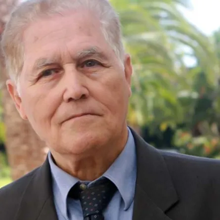 عبدالله العروي هو «شخصية العام» بجائزة الشيخ زايد للكتاب