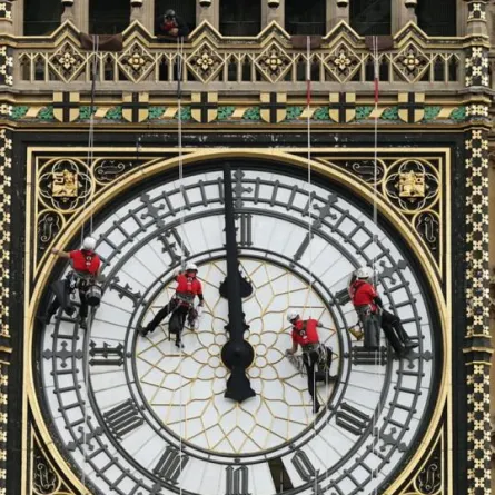 بعد 158 عاماً "بيغ بن" تتوقف عن قرع أجراسها