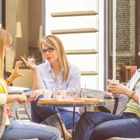 اتيكيت التعارف