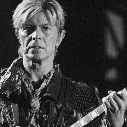 زوايا من شقّة الراحل ديفيد بوي النيويوركية