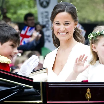 بيبا ميدلتون عروس العام!