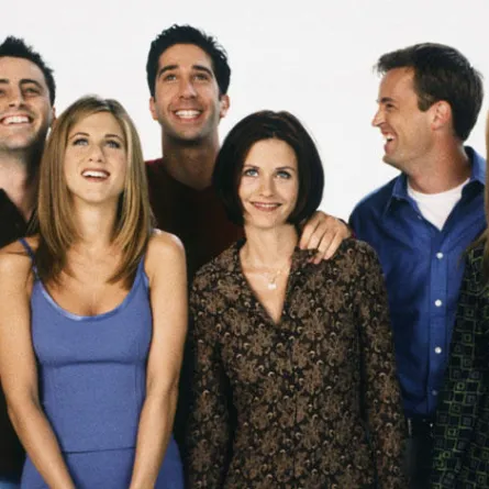 مسلسل  FRIENDS إلى المسرح .. قريباً