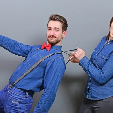 مسابقة القصة الفكاهية: نضال الأزواج الثلاثة