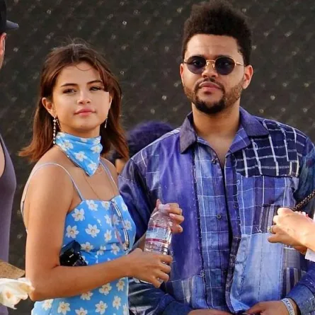 السيلفي الأولى لسيلينا غوميز وحبيبها ذا ويكند