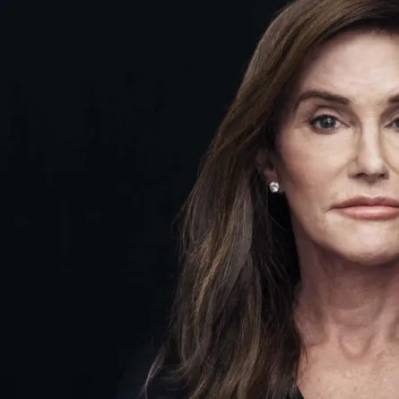 كاتلين جينر تفضح أسرار عائلة كارداشيان بكتابها الجديد