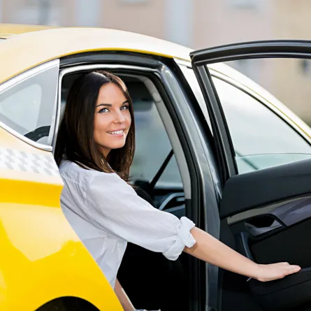 "اتيكيت" ركوب وسائل النقل العامّة