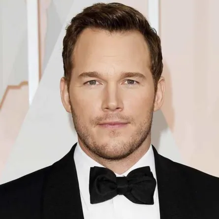 كريس برات ينال نجمةً على رصيف الشهرة