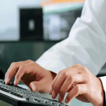 العصيمي يكشف مصير «حساب المواطن» بعد إعادة البدلات والمكافآت