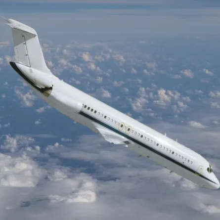 بالفيدو... سقوط طائرة على خطوط للكهرباء في واشنطن