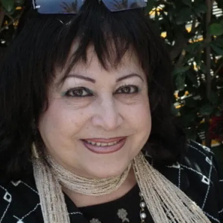 الموت يغيّب نجاح حفيظ..وداعاً فطوم حيص بيص