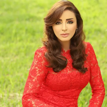 بالصور: أنغام تواجه هجوماً غير مسبوقٍ من شقيقتها والسبب ؟!