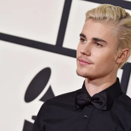 بالصور... استقبال حاشد لـ جاستن بيبر في الهند