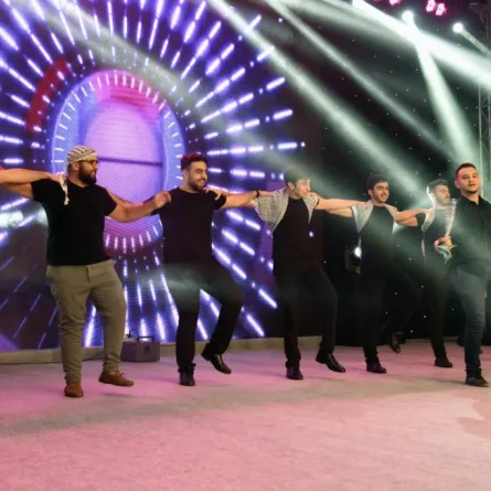 الجامعة الأميركية في الشارقة تكرِّم المئات من طلبتها المتميزين