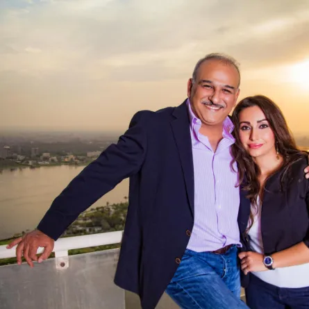 جمال سليمان: زوجتي تلتقط لي صوراً مع معجباتي وهذا ما أتمناه لابني