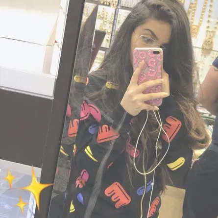 حرب فيديوهات وصور بين منى السابر وطليقها محمد الترك