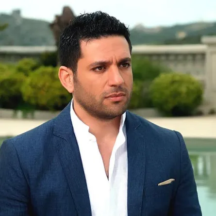 بالتفاصيل: حسن الرداد ينقذ حظوظه في رمضان بـ"صورة سيلفي" مع ايتن عامر