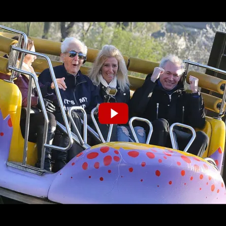 بالفيديو: مُسنّ يقضي يوم ميلاده في «قطار الموت»!